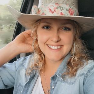 Meet your Posher, Cheyenne